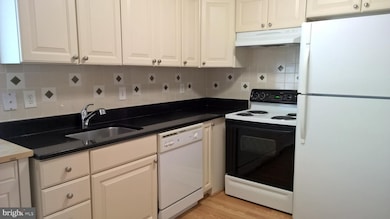 1780 Westwind Way, McLean, VA 22102 - photo 2