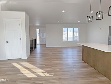 3326 Tyndale Dr, Bismarck, ND 58503 - photo 6