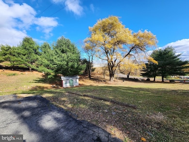 20307 Pond Circle Rd SW, Midlothian, MD 21543 - photo 3