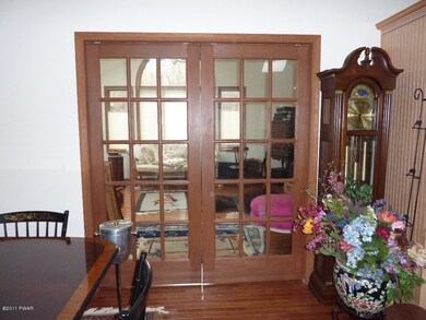 333 Surrey Dr, Hawley, PA 18428 - photo 7