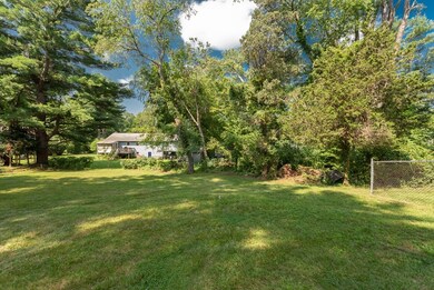 70 Fiske Dr, Bridgewater, MA 02324 - photo 4