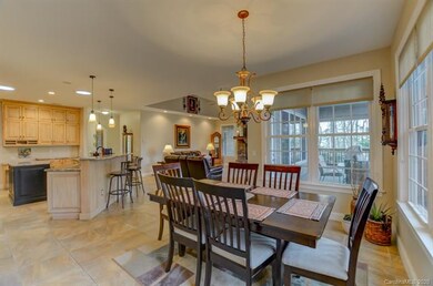 189 Mountain Laurel Ln unit 2, Fletcher, NC 28732 - photo 5