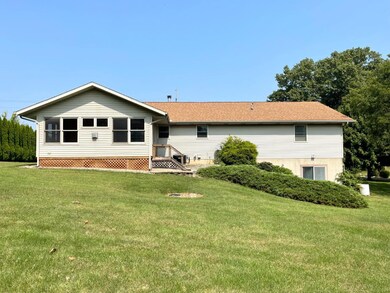 2402 E 150 N, La Porte, IN 46350 - photo 5