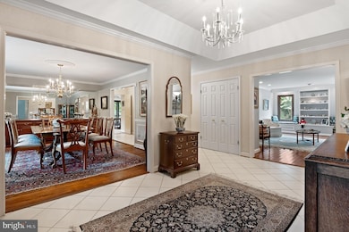 11301 Crossing Glen Ct, Potomac, MD 20854 - photo 7