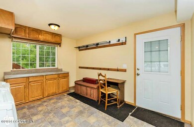10111 E Ortner Loop Anchorage-small-004-