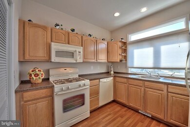 213 W 21st St, Ship Bottom, NJ 08008 - photo 5