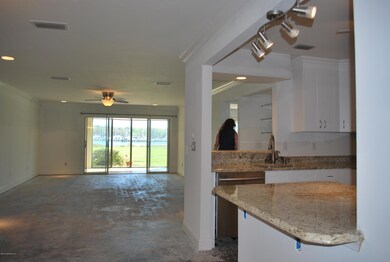 4300 Lakeside Dr unit 7, Jacksonville, FL 32210 - photo 4