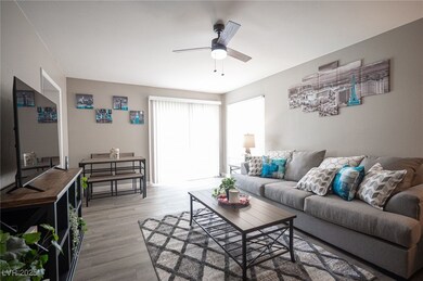 1511 Living Desert Dr unit C, Las Vegas, NV 89119 - photo 2