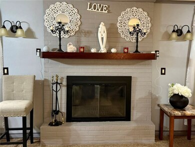 508 E Thornton St, Three Rivers, TX 78071 - photo 5