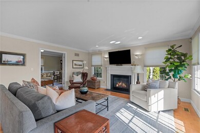 42 Anchorage Ct, Bristol, RI 02809 - photo 6