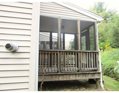 9 Patriot Rd, Fitchburg, MA 01420 - photo 2