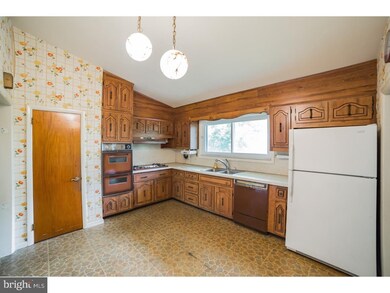 2327 Barren Hill Rd, Lafayette Hill, PA 19444 - photo 7