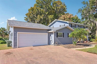 1105 S 9th St, Leesburg, FL 34748 - photo 3