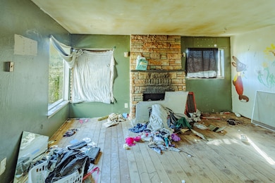 7666 Holland Loop Rd, Cave Junction, OR 97523 - photo 4