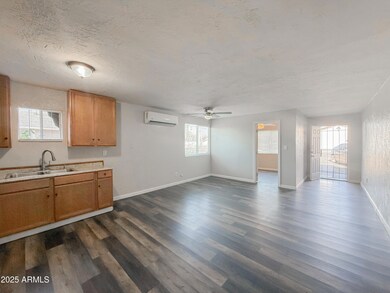 2615 W Augusta Ave unit 2, Phoenix, AZ 85051 - photo 4