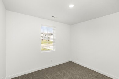 1554 Oak Springs Dr, Columbia, TN 38401 - photo 4