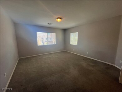 8453 Summers Ranch Ct, Las Vegas, NV 89139 - photo 5