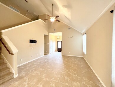 10906 Whistlers Cottage Ct, Houston, TX 77088 - photo 5