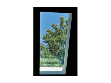 Great room sky light.