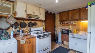 180 N 3rd St, Mammoth Spring, AR 72554 - photo 6