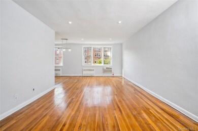 Sadore Lane Gardens unit 5L, Yonkers, NY 10710 - photo 5