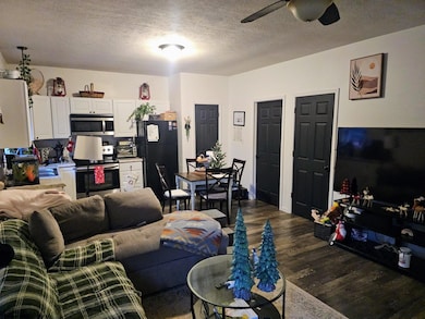 82 Red Oak Dr, Albright, WV 26519 - photo 2