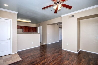 0008-Broadway 2034 (8)
