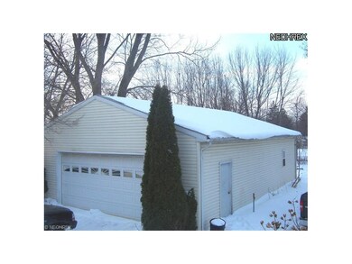 4+ Detached Garage