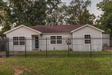 10322 Bucknell Rd, Houston, TX 77016 - photo 4