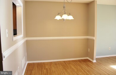 2415 Vineyard Ln, Crofton, MD 21114 - photo 7