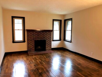 1004 Hapeman St, Lansing, MI 48915 - photo 3