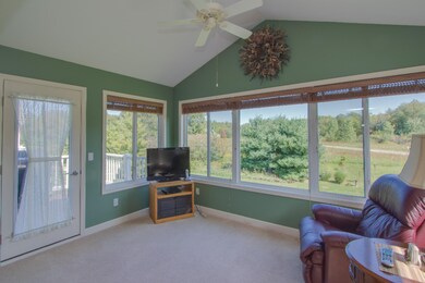 209_Round_Hill-06