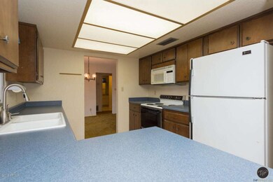 2925 kitchen 2