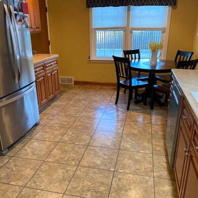 3340 Jewett Ave, Highland, IN 46322 - photo 4