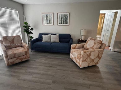 222 SW 8th St unit B, Dania, FL 33004 - photo 5