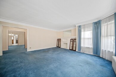 6443 N Mozart St, Chicago, IL 60645 - photo 3