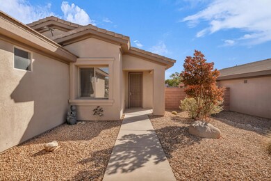 2128 Silverstone Way-large-003-014-H04-1