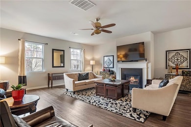 642 Royal Crest Ct, Canton, GA 30115 - photo 6