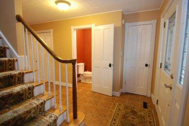 1725 Maple Leaf Ct, Wheaton, IL 60187 - photo 5