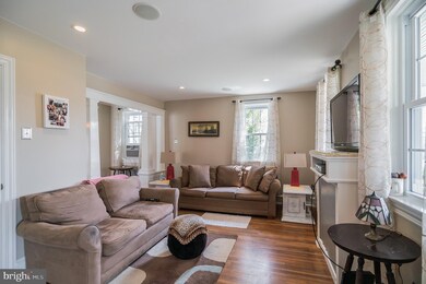 331 E Walnut St, Perkasie, PA 18944 - photo 5