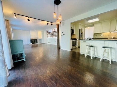 Spacious Dinning Room Opens into Family Room w/Fir