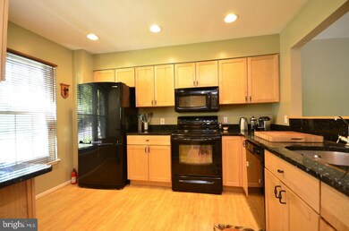 17415 Pipers Way, Olney, MD 20832 - photo 4