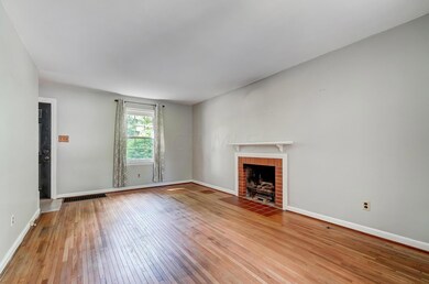 Living Room Additional Photo