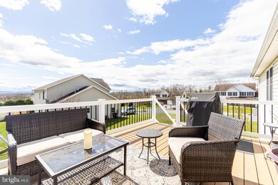 1562 Vaughn Dr, Chambersburg, PA 17202 - photo 7