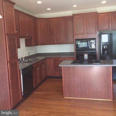 25511 Beresford Dr, Chantilly, VA 20152 - photo 6