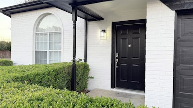 7101 Brookdale Ct, Watauga, TX 76148 - photo 2