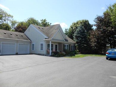 2454 Steeplechase Dr unit 2, Macungie, PA 18062 - photo 2