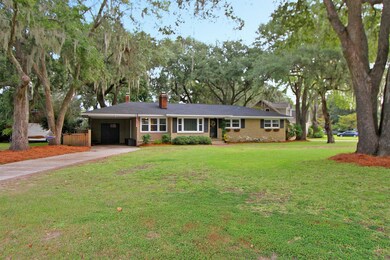 Front Exterior & Carport