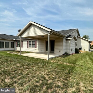 242 Matthew Dr, Chambersburg, PA 17201 - photo 6