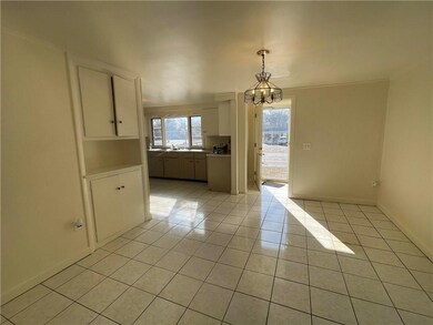 436 W Shore Rd, Warwick, RI 02889 - photo 5